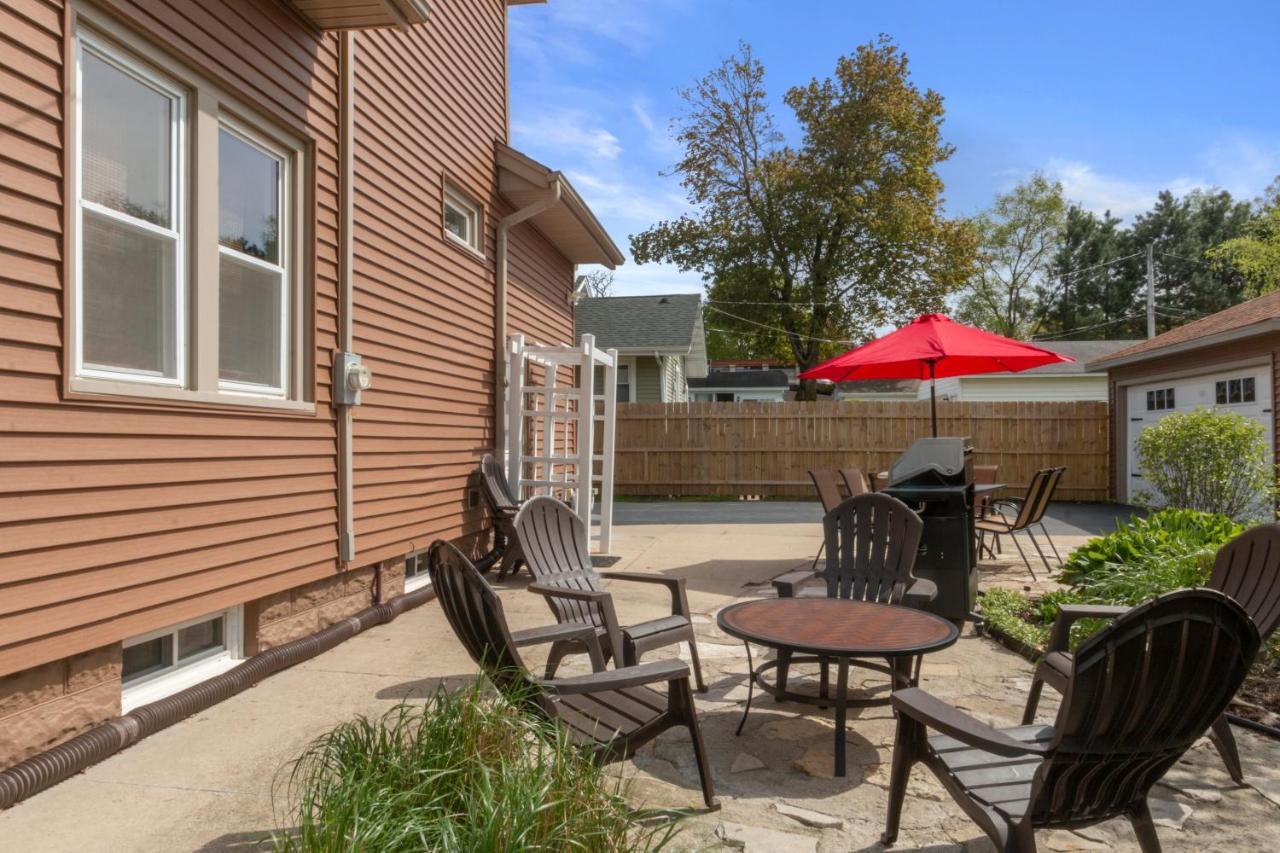 Gorgeous Downtown Bungalow, Walk Everywhere!!! Lake Geneva Eksteriør billede