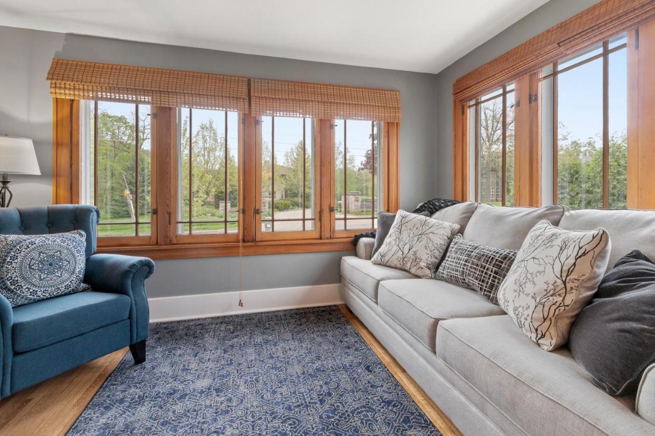 Gorgeous Downtown Bungalow, Walk Everywhere!!! Lake Geneva Eksteriør billede