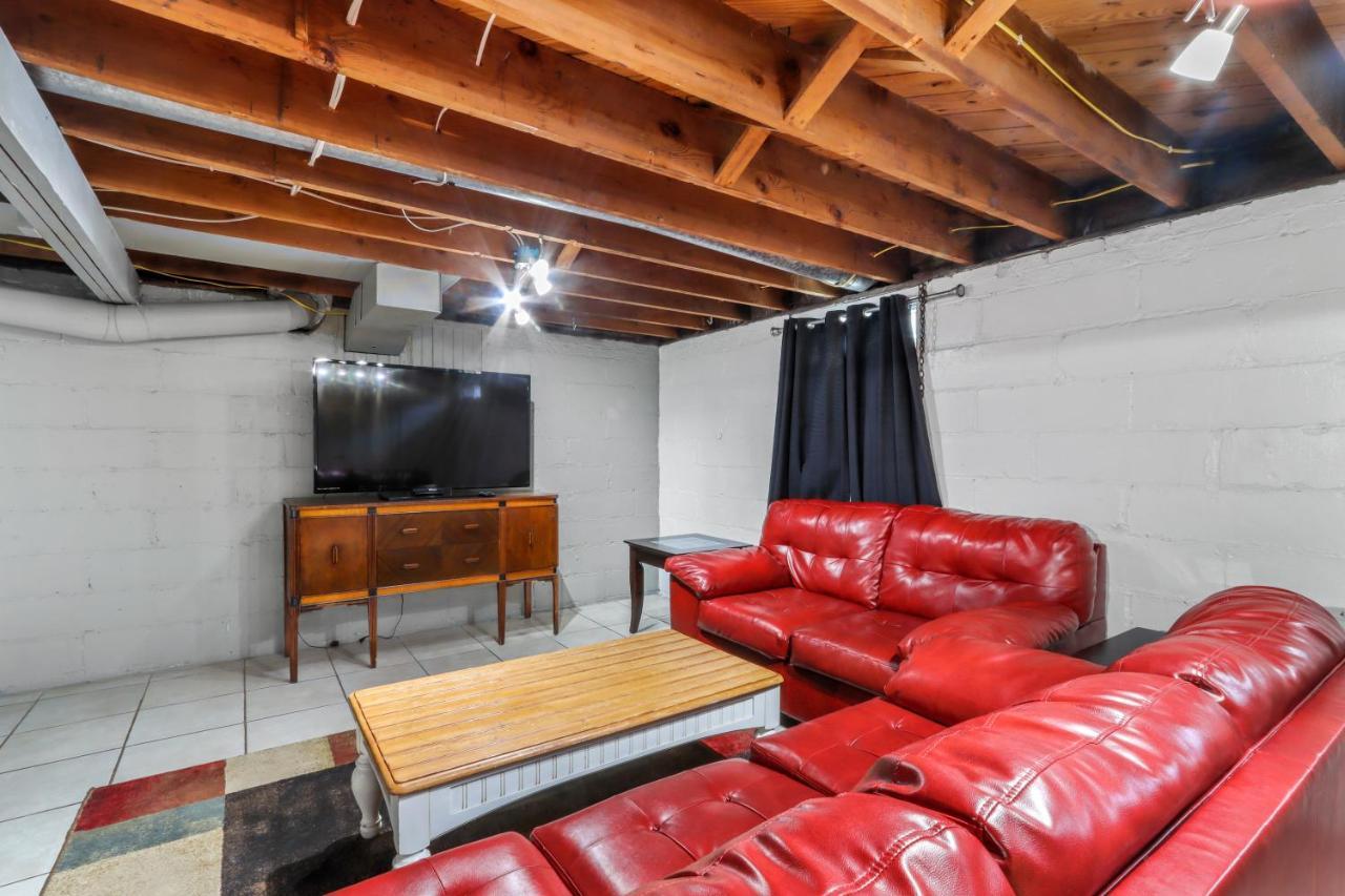 Gorgeous Downtown Bungalow, Walk Everywhere!!! Lake Geneva Eksteriør billede